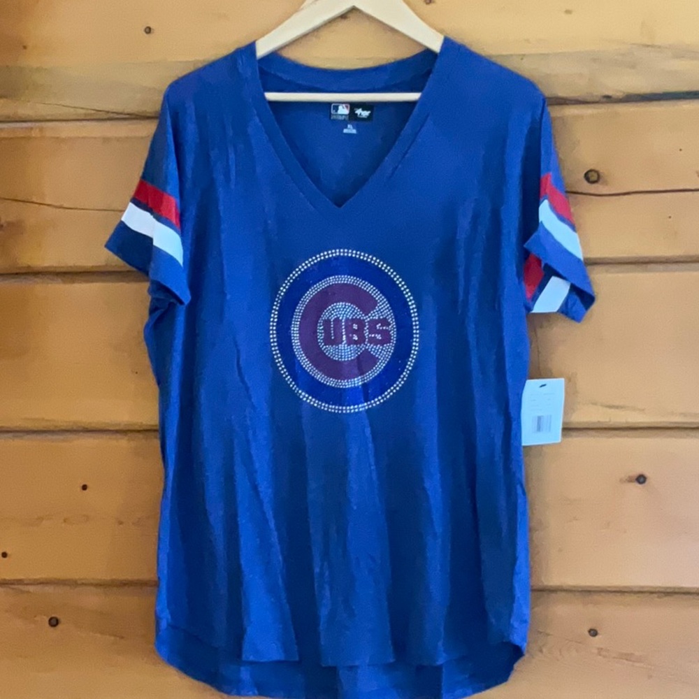 NWT! Official MLB Chicago Cubs  T-shirt Rhinestone Logo Women’s cut size L & XL